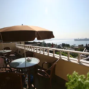 Hotel Hanedan, Istanboel